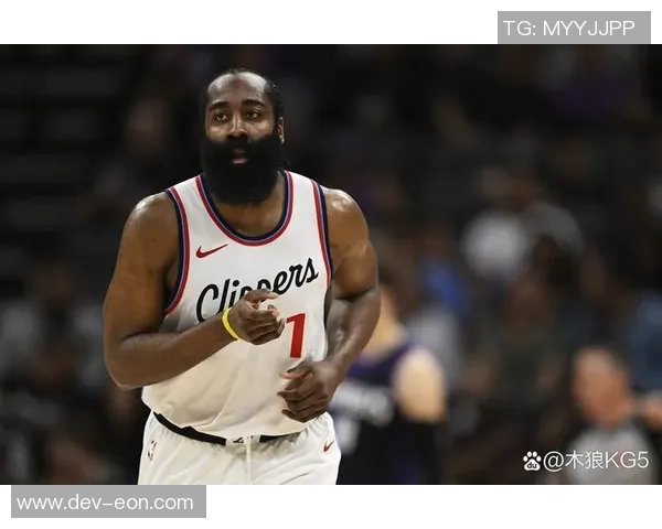 快船与黑水的激烈对决谁能在这场比赛中笑到最后